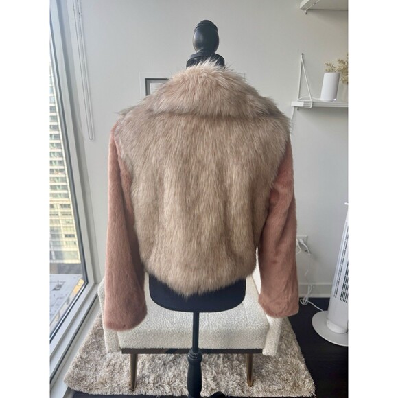 ASOS Pink & Cream Cropped Faux Fur Soft Zip Front Jacket Size 10 Medium NEW! - Picture 4 of 6